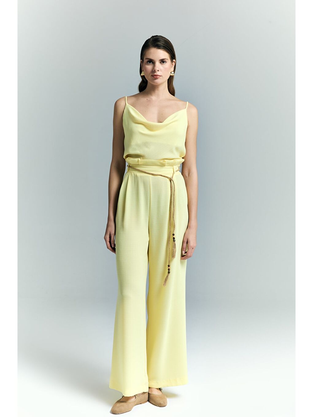 Kemer Detaylı Pantolon - Sarı