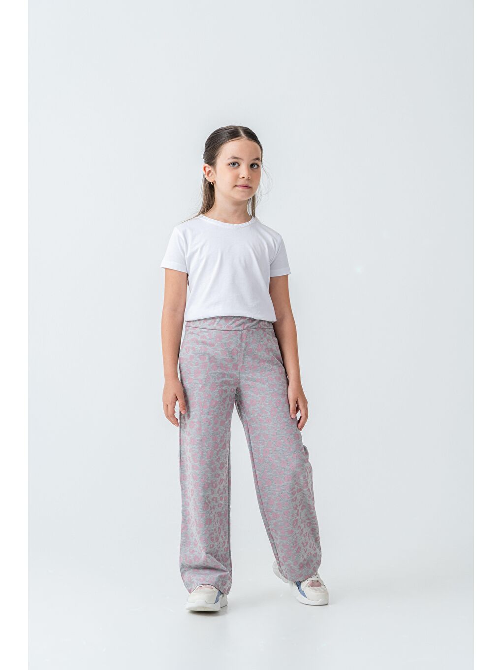 Gri Tüm Alan Baskılı Kız Çocuk Eşofman Altı-1