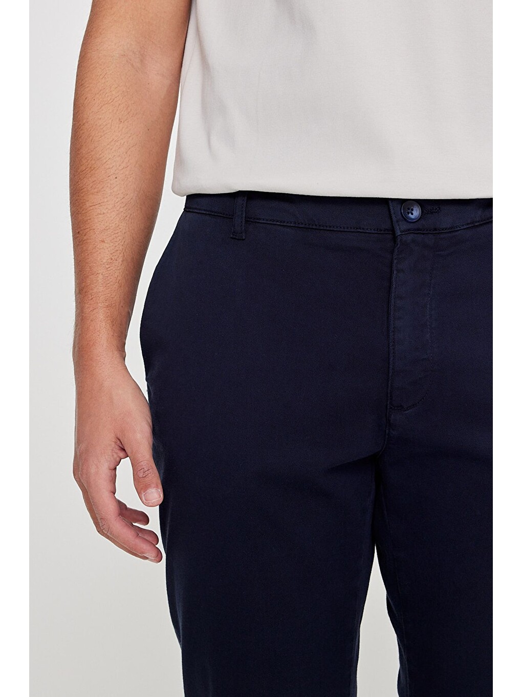 Erkek Lacivert Pamuklu Slim Fit Dar Kesim Yan Cepli Esnek Chino Pantolon-3