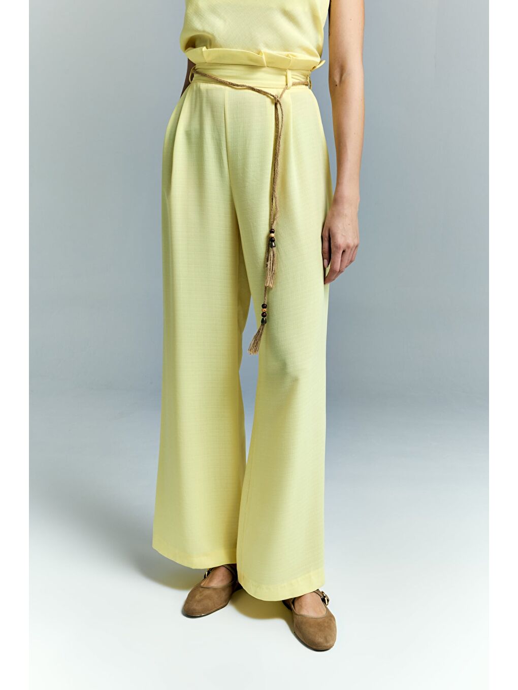 Kemer Detaylı Pantolon - Sarı-5