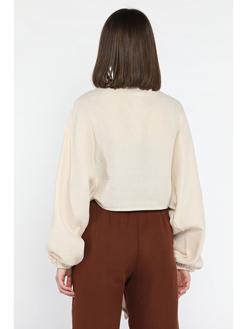 Bej Kadın Ön Bağlamalı Yarasa Kol Bluz-2