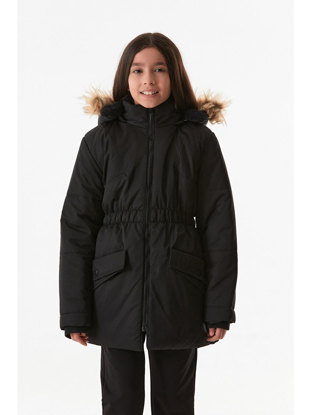 Siyah Çift Cepli Beli Lastikli Kapüşonlu Kız Çocuk Mont-1