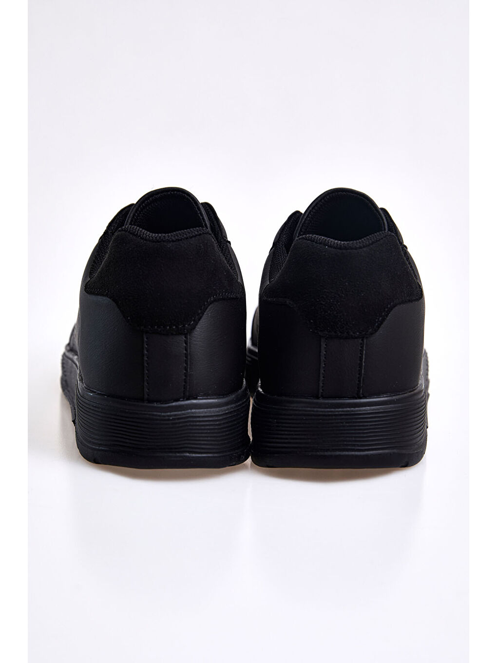 Siyah Bağcıklı Yüksek Taban Suni Deri Erkek Spor Ayakkabı - 89132-4