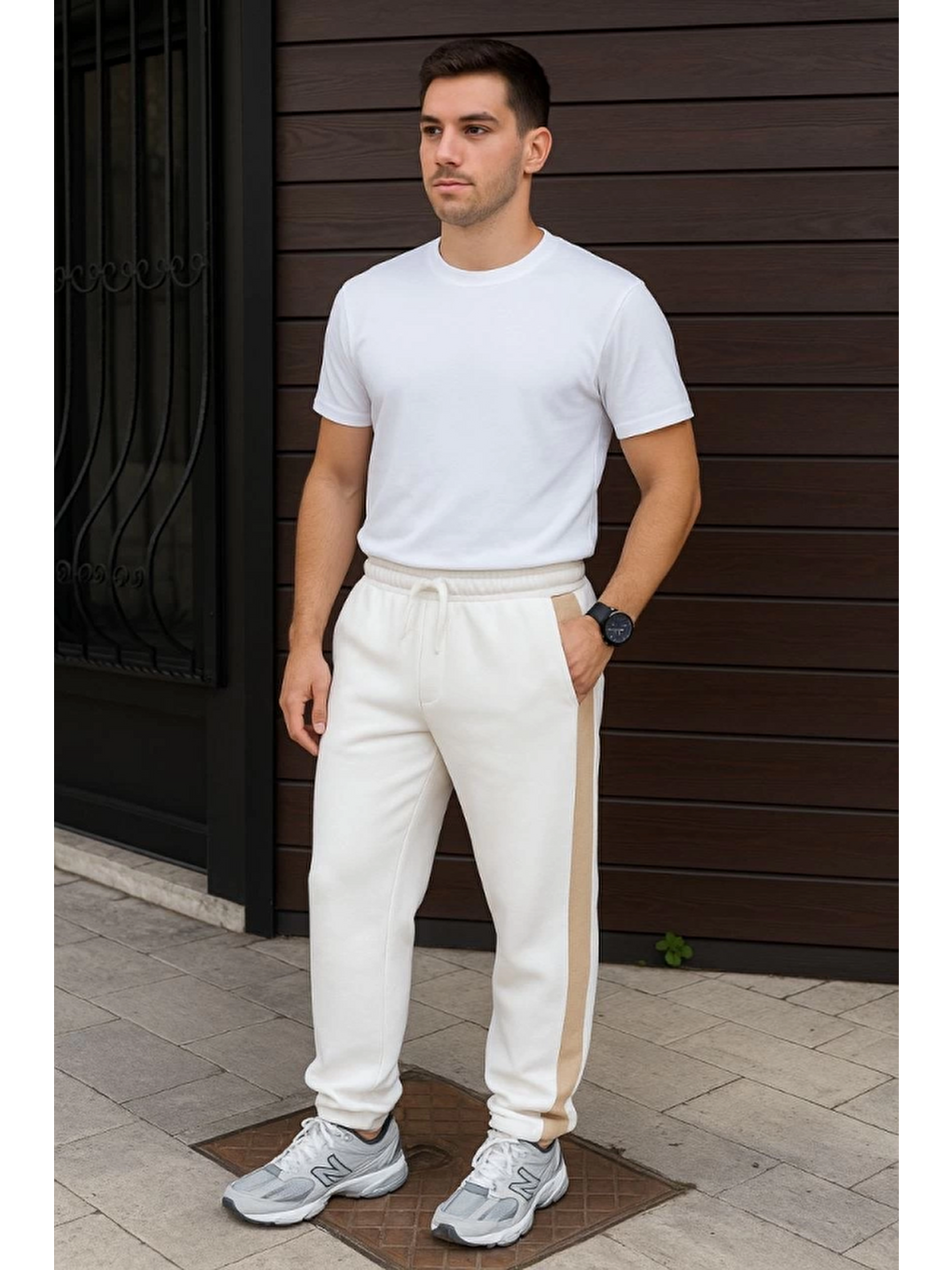 Erkek Üç İplik Kışlık Pamuklu Yandan Garneli Kalın Bej Şeritli Cepli Eşofman Altı - Beyaz