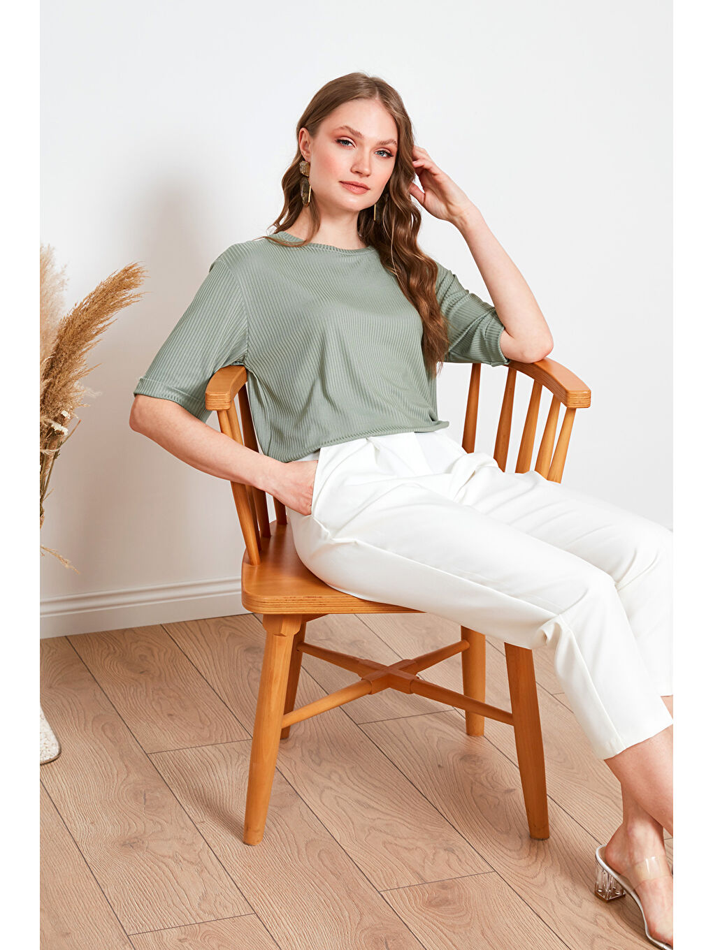 Yeşil Oversize Bisiklet Yaka Yırtmaç Detaylı Bluz 5869000-2