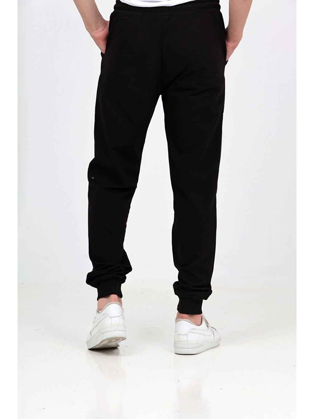 Siyah Erkek Çocuk Paçası Lastikli Eşofman Alt-4