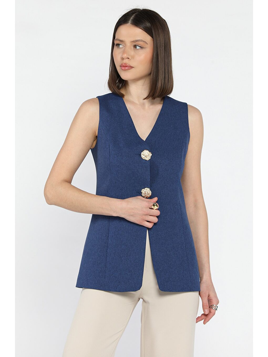 Lacivert Astarlı Düğme Detaylı Kadın Yelek-1