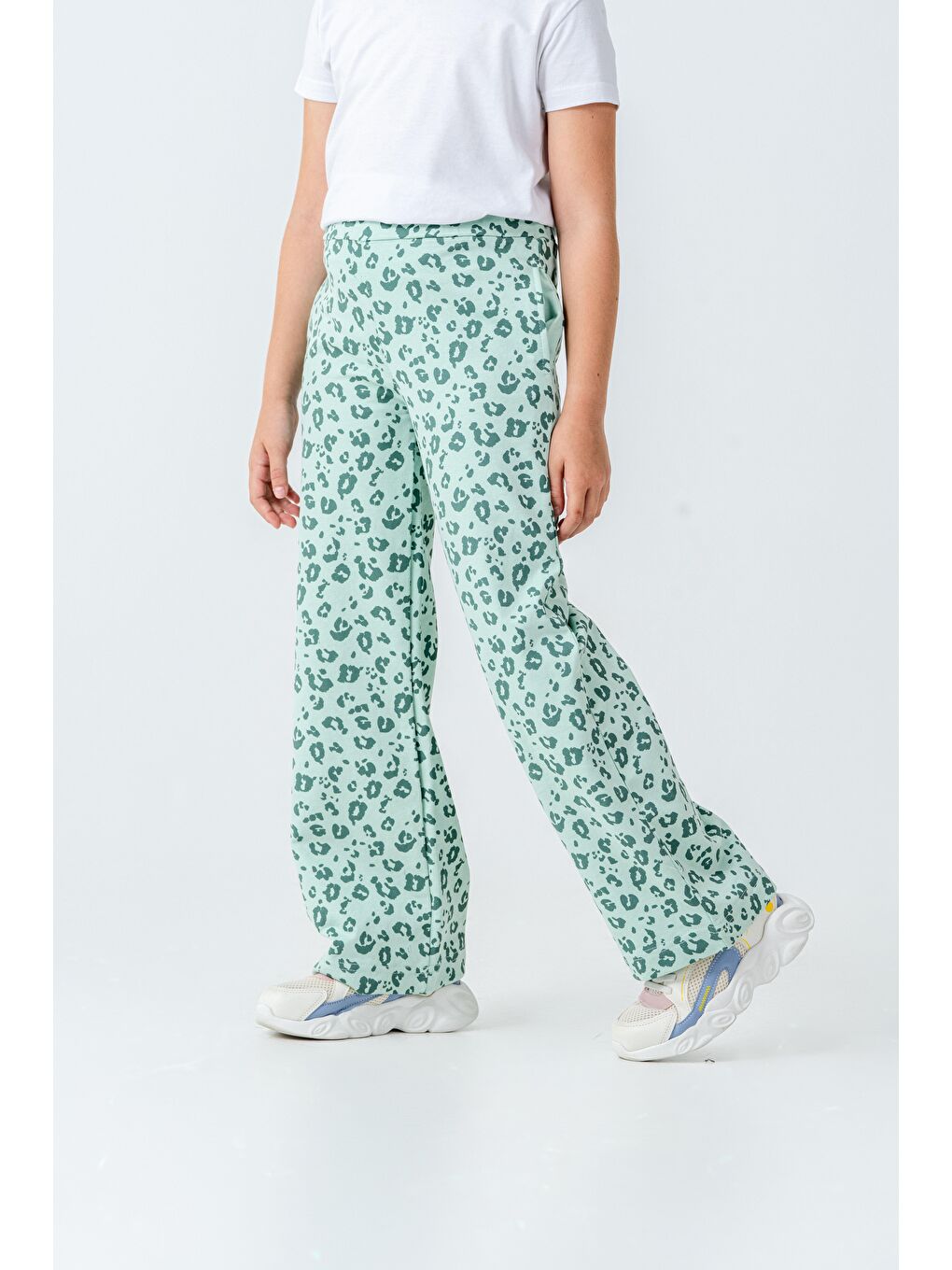 Yeşil Tüm Alan Baskılı Kız Çocuk Eşofman Altı-1