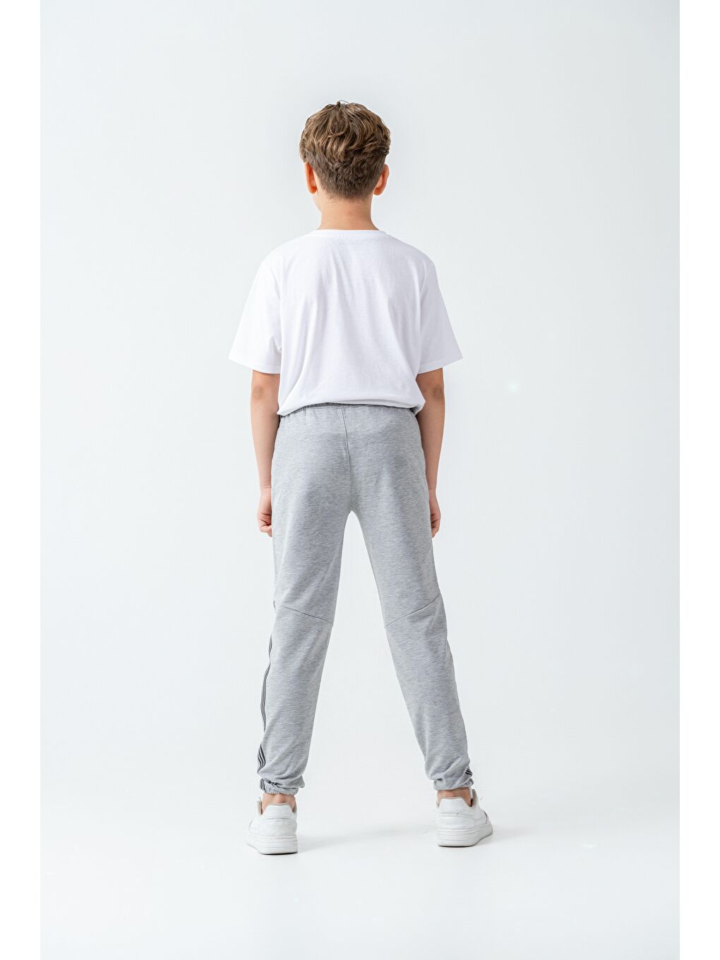 Gri Sağ Sol Yan Şerit Baskılı Sol Cep Alt Baskılı Erkek Çocuk Eşofman Altı-4