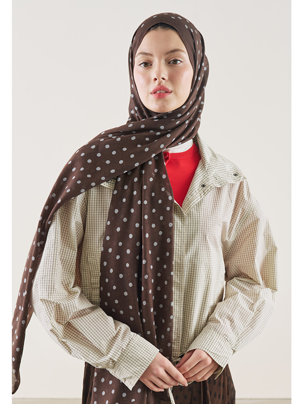 Kahverengi Small Polka Dots Desen Rami Şal Acı Kahve
