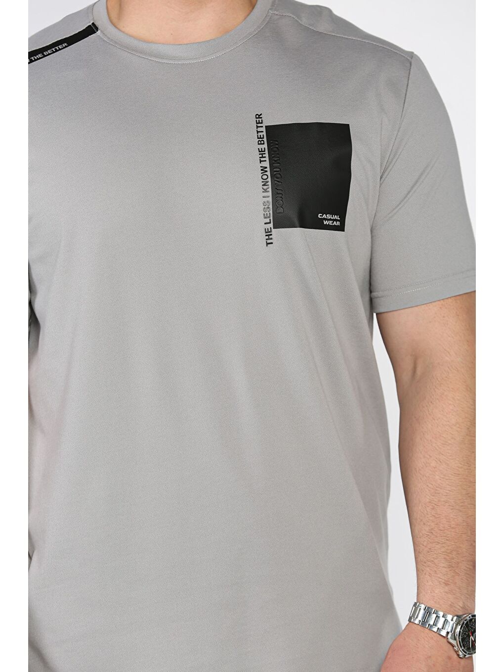 Gri Bisiklet Yaka Baskılı Erkek Tişört-3