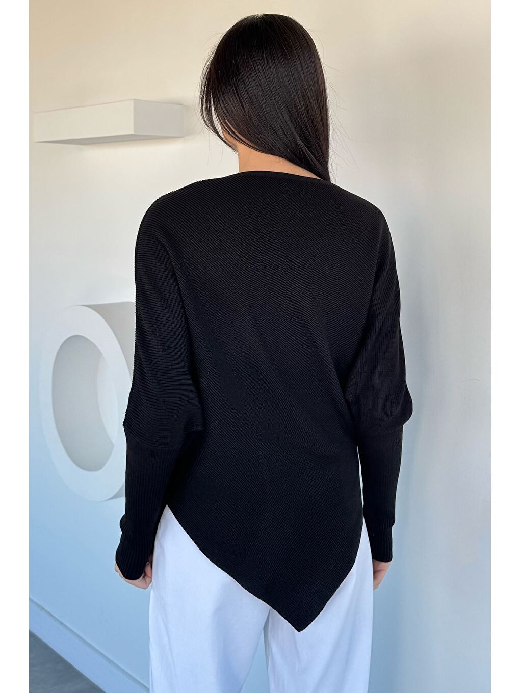 Siyah Asimetrik Kesim Triko Kazak-3