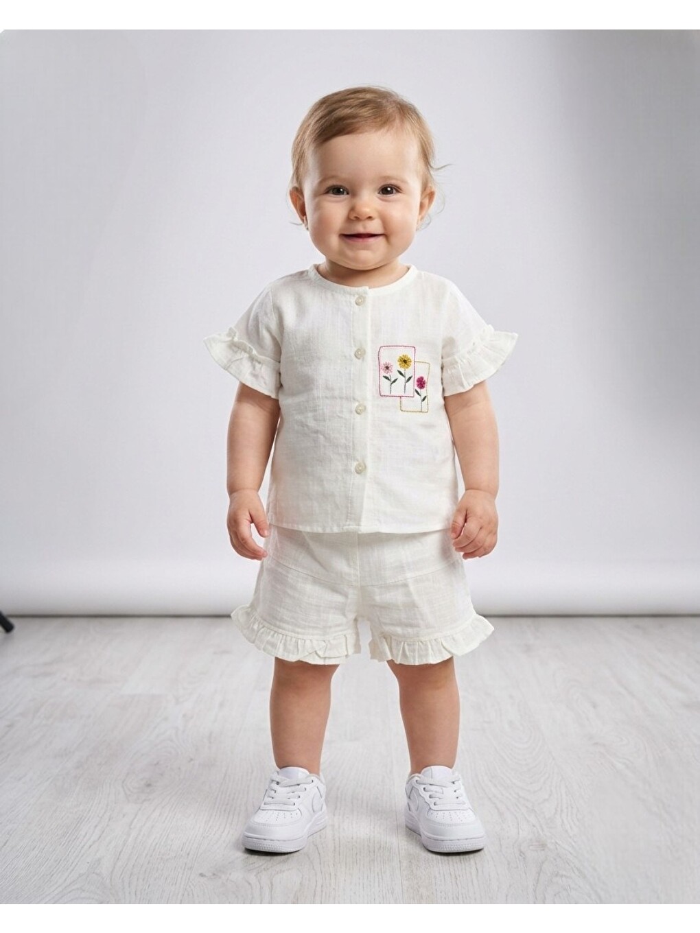 Ekru Kız Bebek Yazlık Müslin Çiçek Nakışlı Şortlu, Gömlekli 6-9-12-18-24 Aylık Bayramlık Bebek Takımı-1