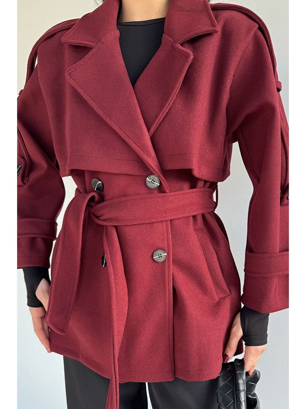 Bordo Kadın Bel Kuşaklı Çift Cepli Kruvaze Yaka Kaşe Kaban-2