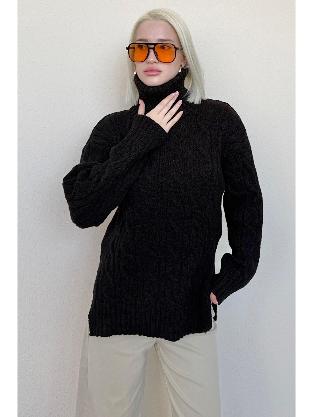 Siyah Boğazlı Triko Kazak Mg2376-4