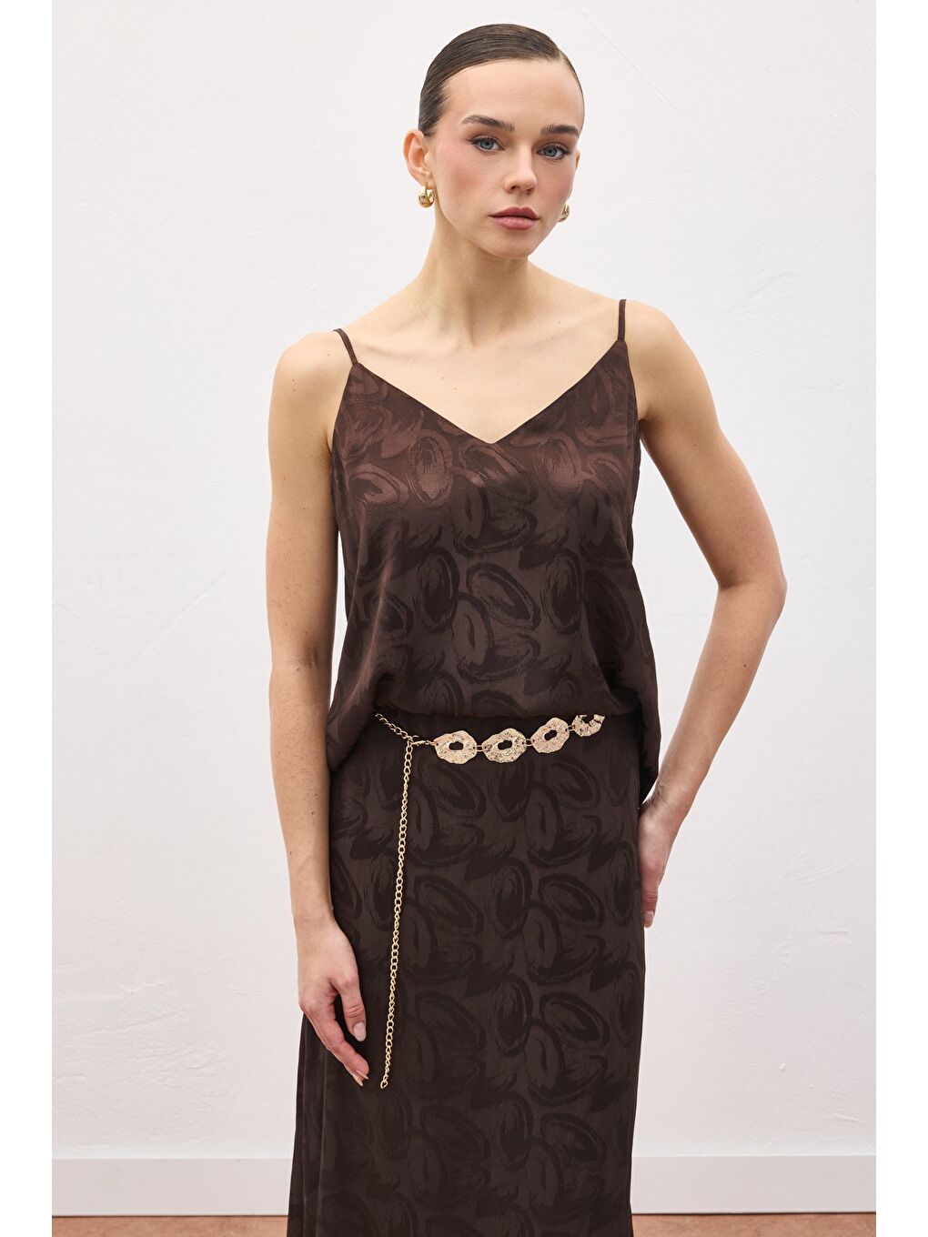 Kahverengi Lior Askılı Bluz - Kahve