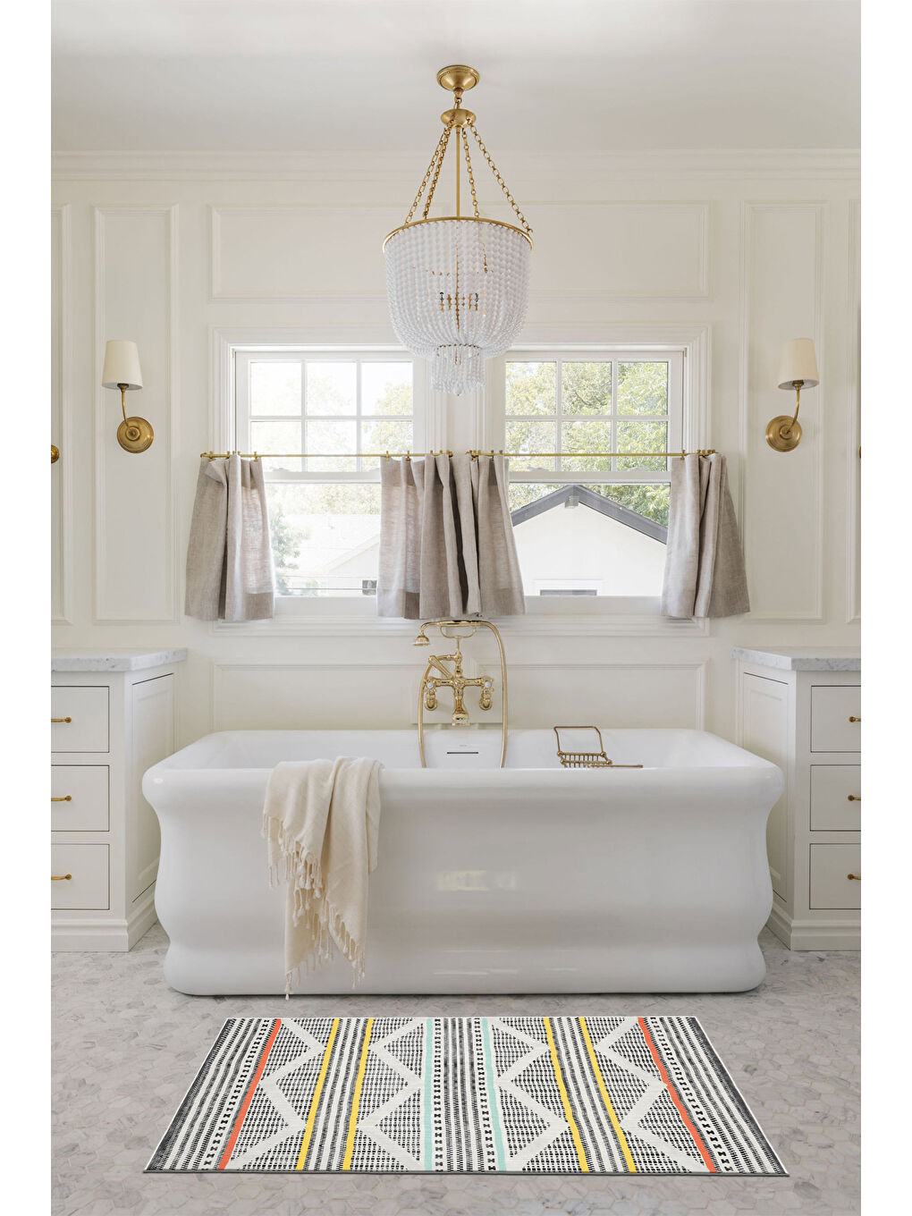 Beyaz Dekoratif Özel Tasarım Yıkanabilir İnce Kaymaz Tabanlı Modern Halı KECE FR37-3