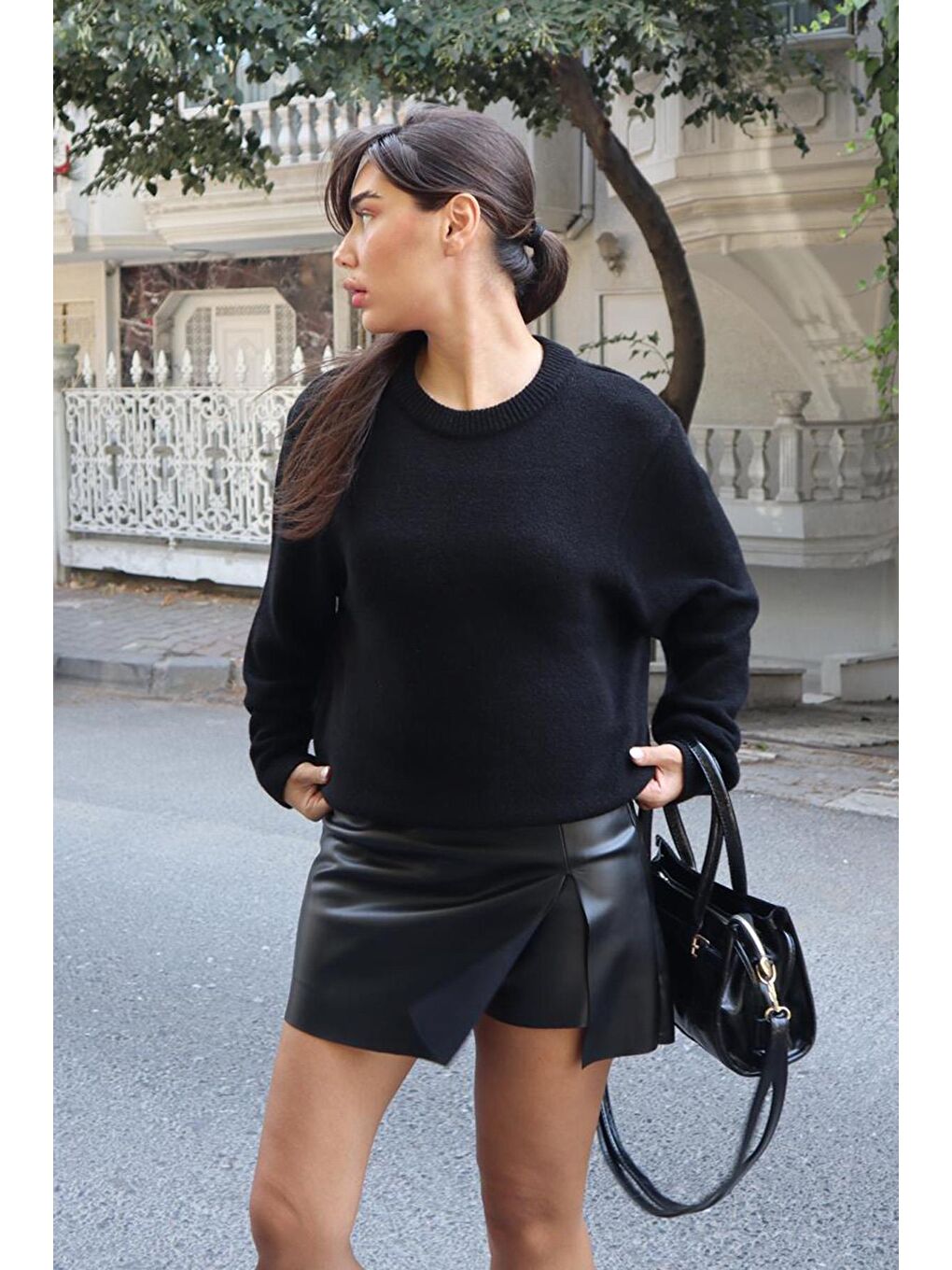 Siyah Bisiklet Yaka Kadın Triko Kazak Mg2494-2