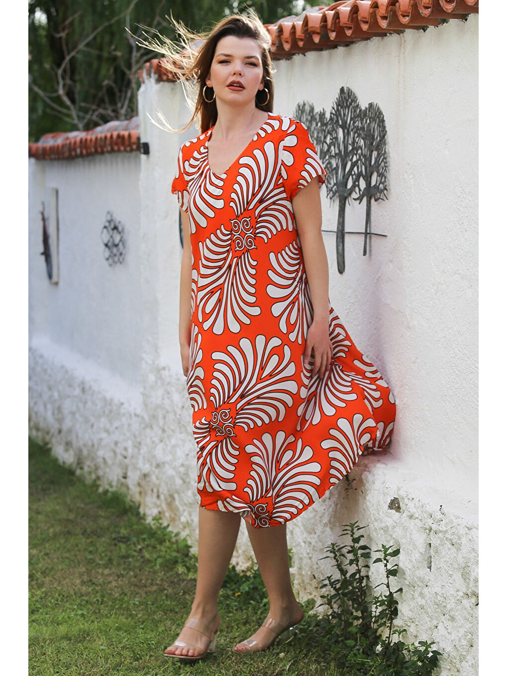 Turuncu V Yaka Düşük Kol Allover Baskılı Casual Viskon Dokuma Elbise 115 66-3