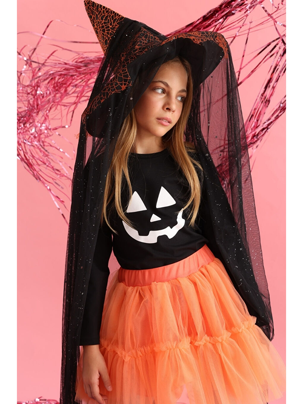 Siyah Bal Kabağı Baskılı Kız Çocuk Tişört-2