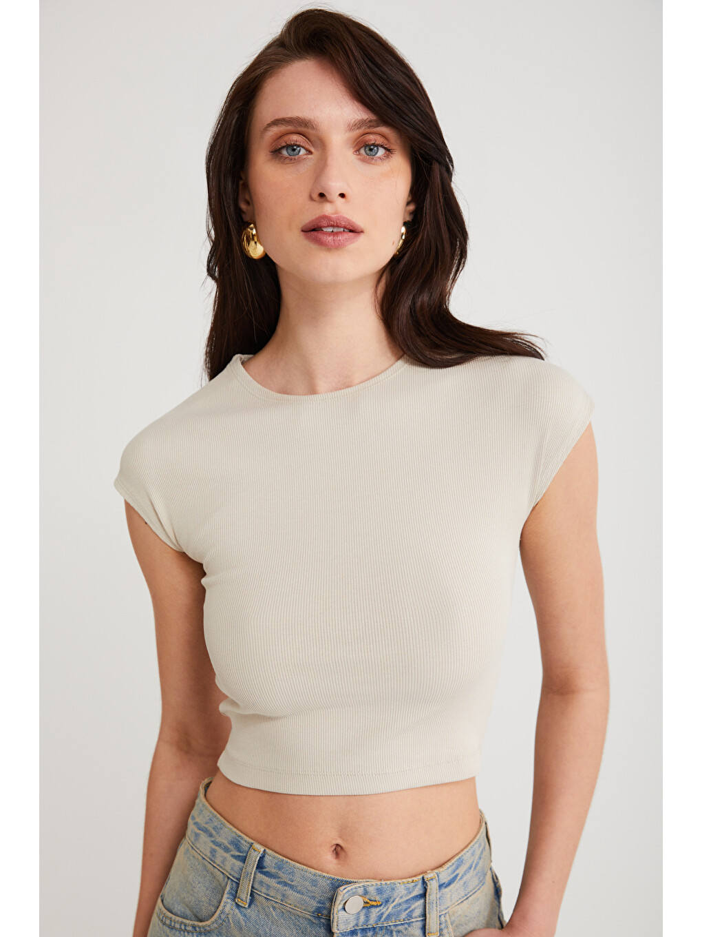 Ayra Kadın Fitilli Görünümlü Slim Fit Vücuda Oturan Bisiklet Yaka Kısa Kollu Crop Açık Gri Büstiyer-3