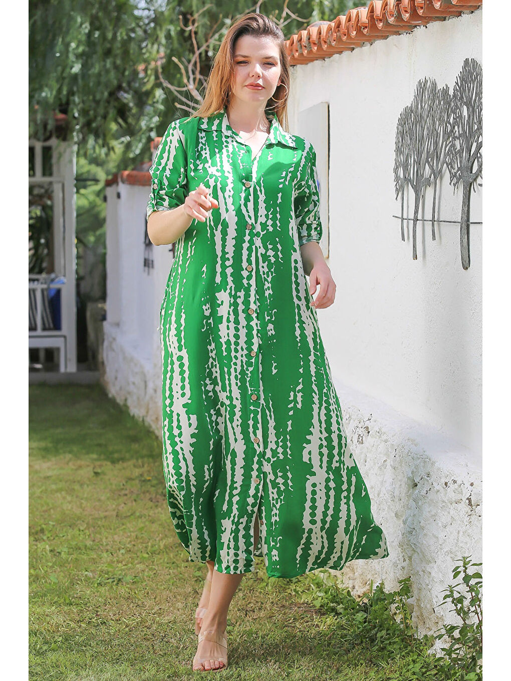 Yeşil Gömlek Yaka Düğmeli Uzun Kollu Gizli Cepli Allover Baskılı Viskon Dokuma Elbise 130 60-3