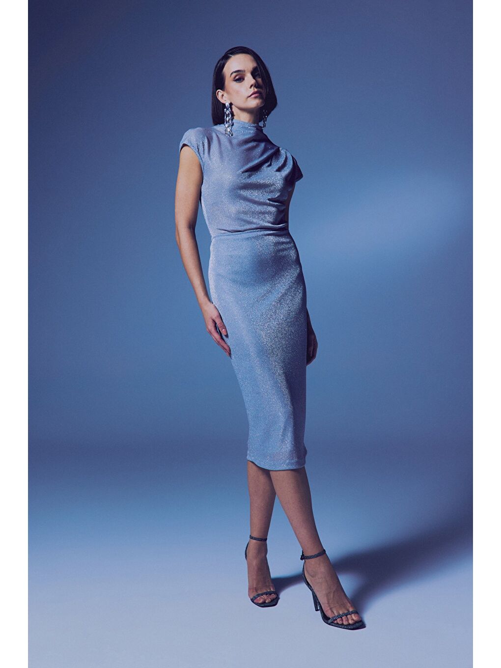 Gri Parlak Kalem Etek - Gümüş-1