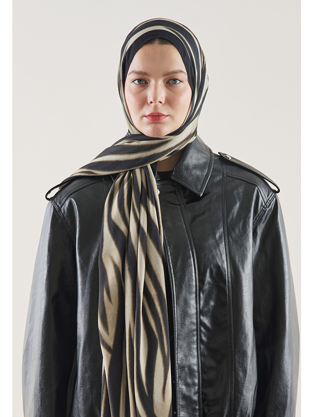 Zebra Desen Rami Şal Siyah-2