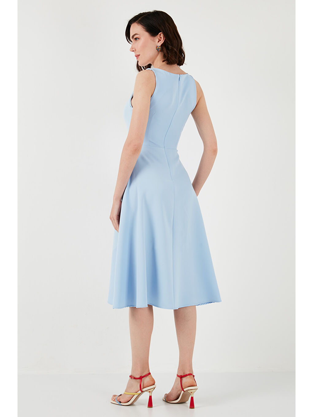 Mavi Regular Fit Bisiklet Yaka Cepli Pileli Midi Boy Kadın Elbise 6111963-5