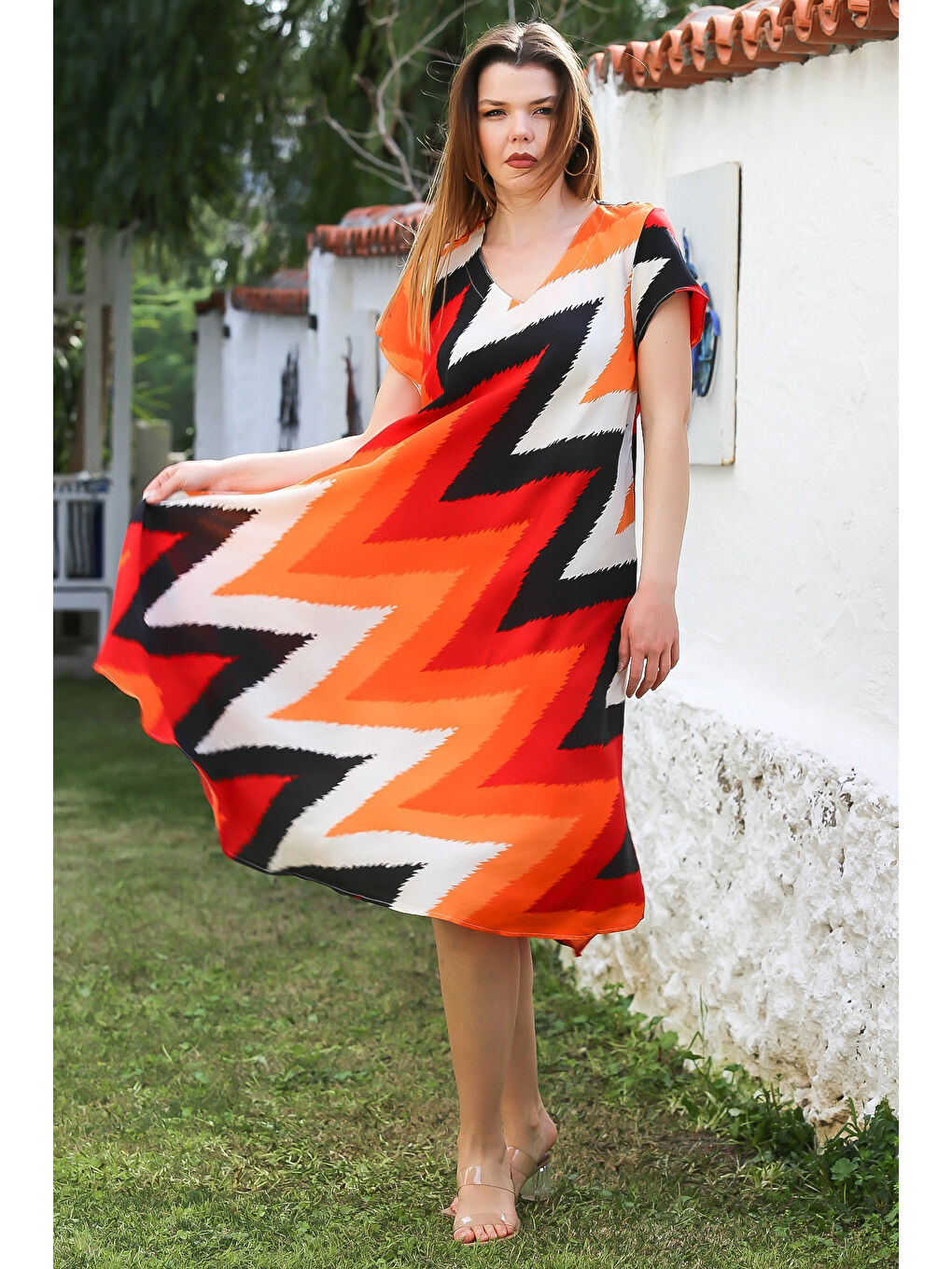 Turuncu V Yaka Düşük Kol Allover Baskılı Casual Viskon Dokuma Elbise 115 66