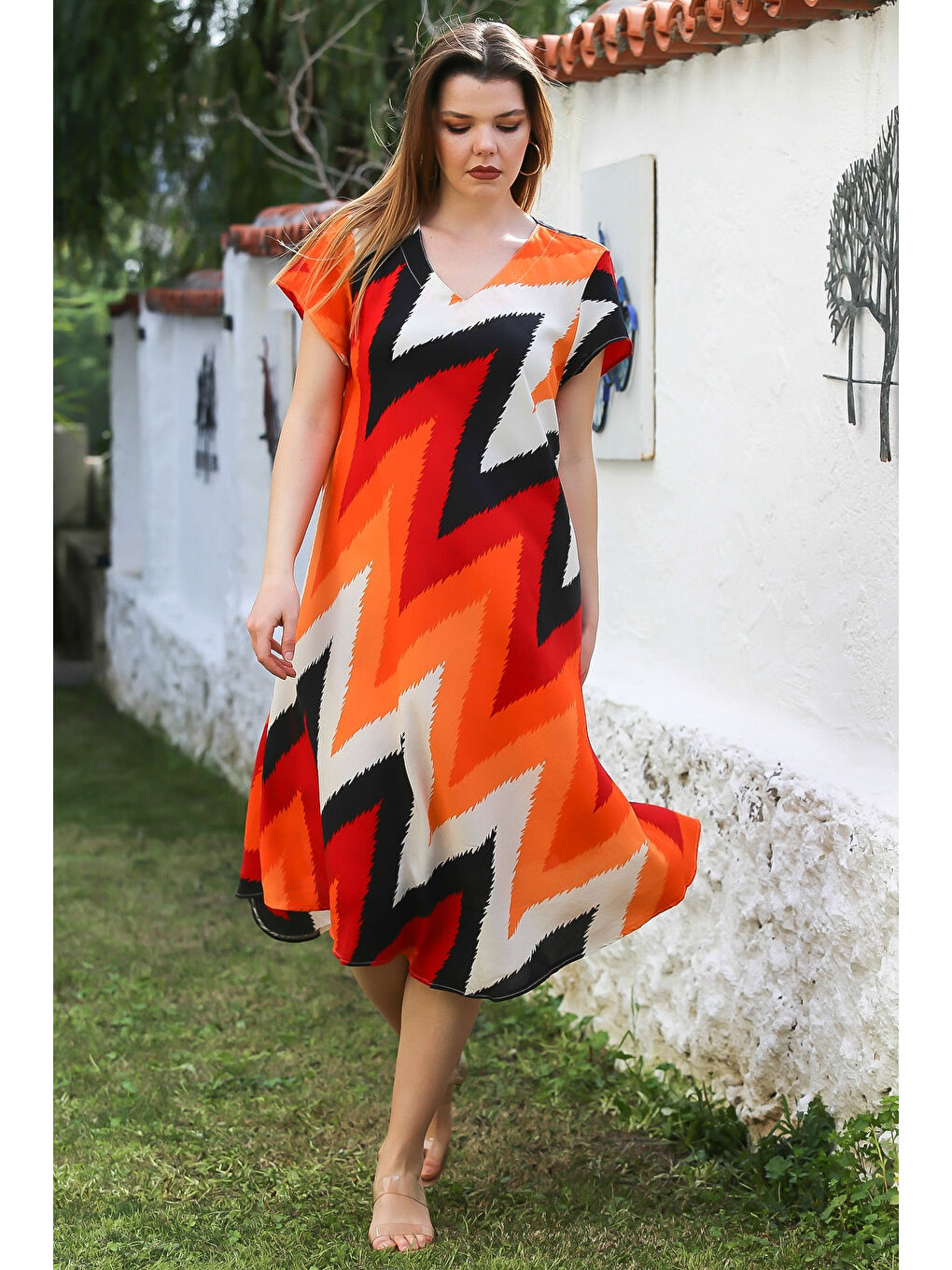 Turuncu V Yaka Düşük Kol Allover Baskılı Casual Viskon Dokuma Elbise 115 66-2