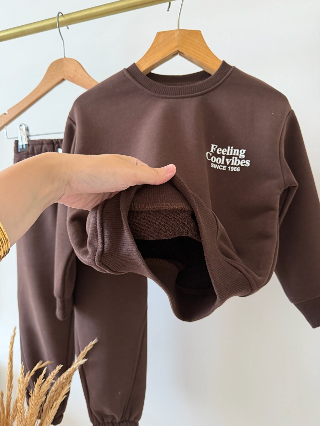 Kahverengi Unisex Çocuk Basic Yazı Detaylı 3 İplik Kumaş Eşofman Takım-2