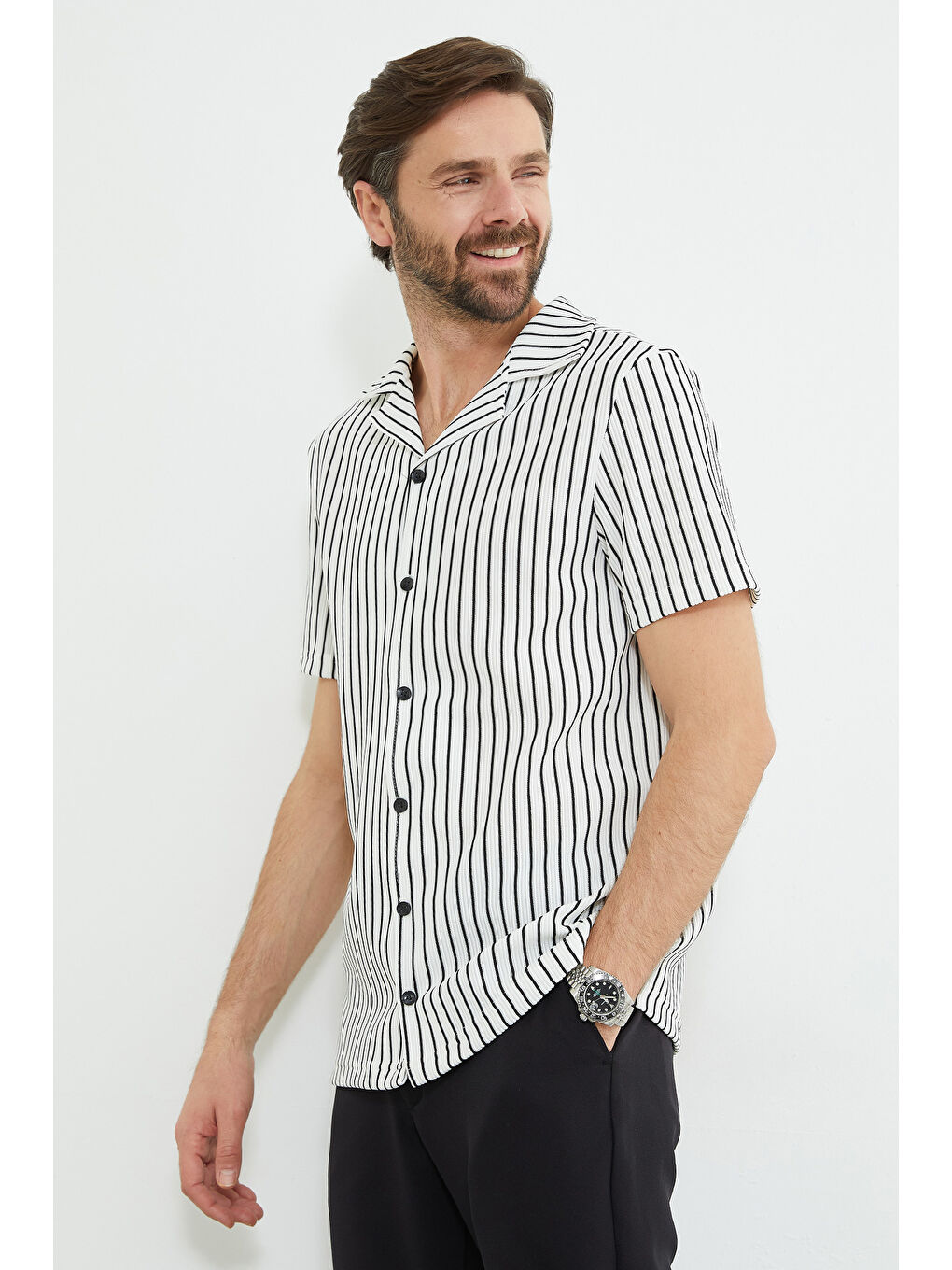 Beyaz Çizgili Fitilli Kısa Kollu Gömlek