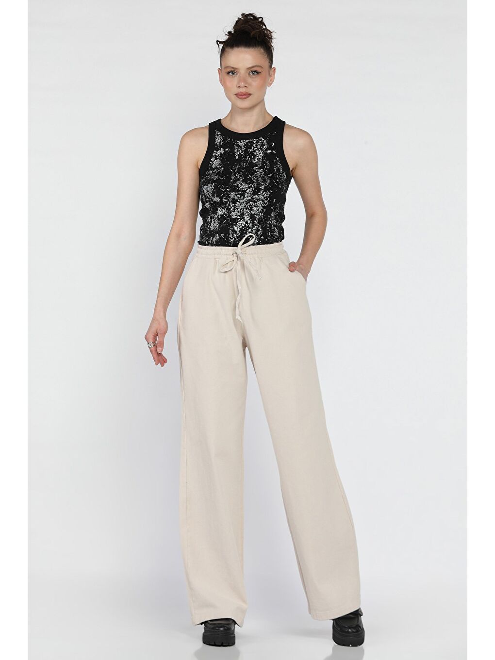 Bej Bel Bağlamalı Bol Paça Kadın Boy Friend Pantolon-1