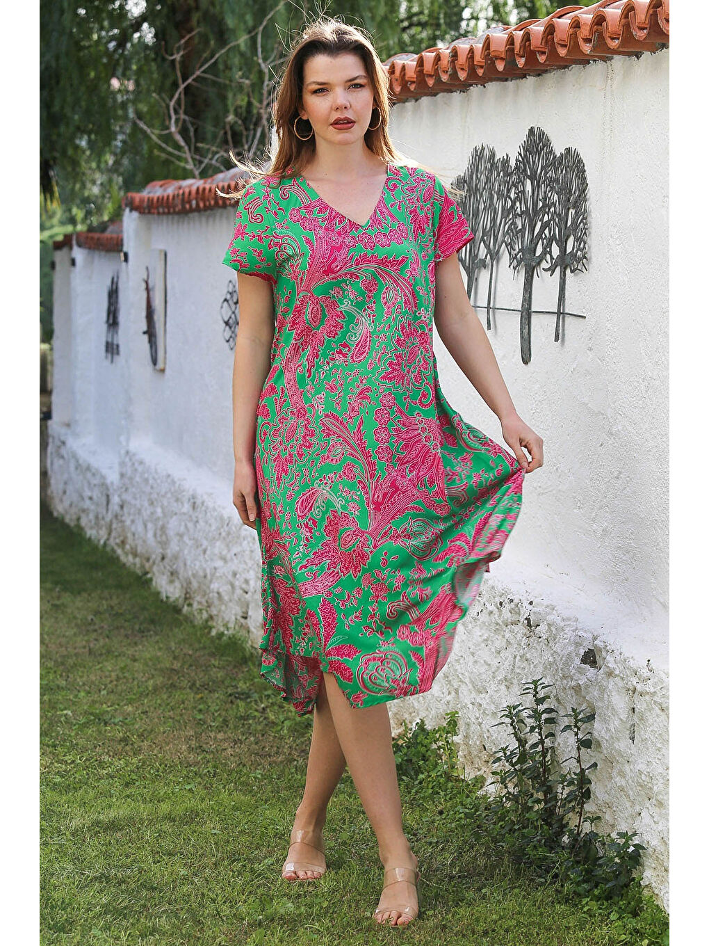 Yeşil-Fuşya V Yaka Düşük Kol Allover Baskılı Casual Viskon Dokuma Elbise 115 66
