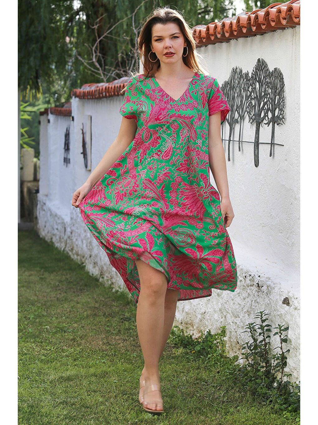 Yeşil-Fuşya V Yaka Düşük Kol Allover Baskılı Casual Viskon Dokuma Elbise 115 66-1