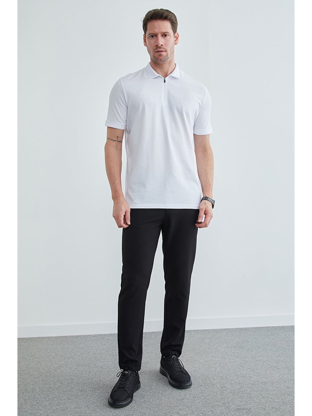 Siyah Beli Bağcıklı Dokulu Pantolon-2