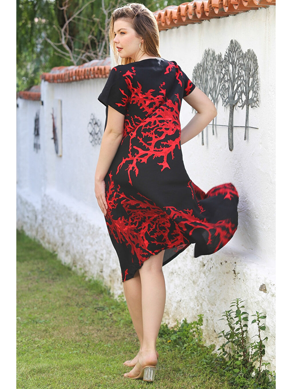 Siyah-Kırmızı V Yaka Düşük Kol Allover Baskılı Casual Viskon Dokuma Elbise 115 66-5
