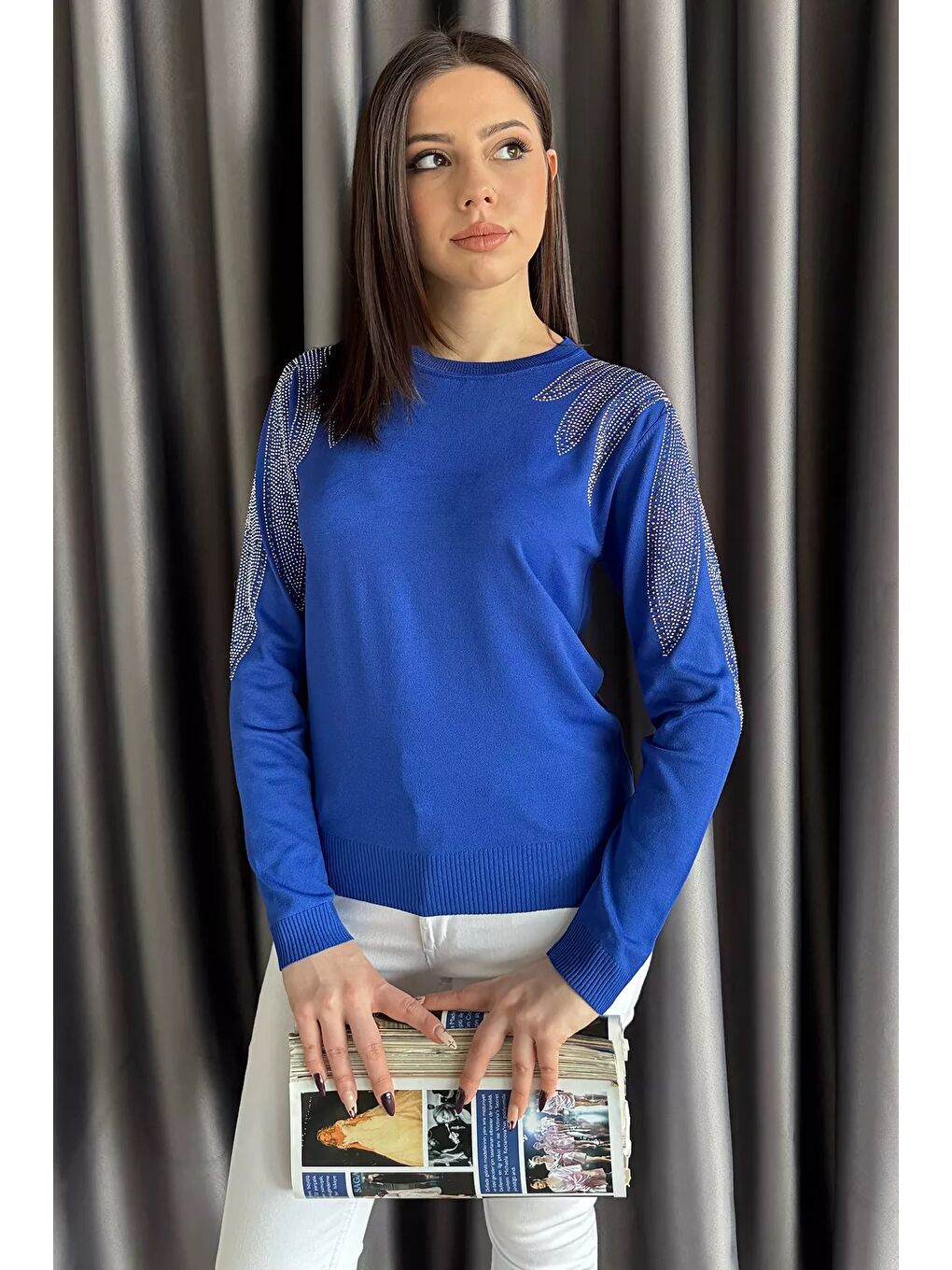 Mavi Taş İşlemeli Bisiklet Yaka Kadın Bluz