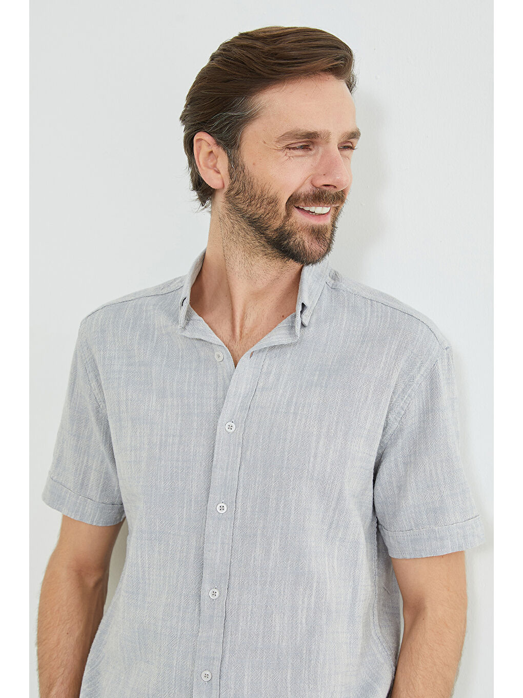 Gri Flamlı Düğmeli Keten Görünümlü Gömlek-4