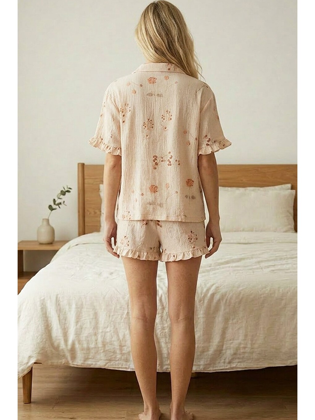 Bej Fırfırlı Bürümcük-krınkıl Kısa Kollu Düğmeli Şortlu Pijama Takım 8008-2