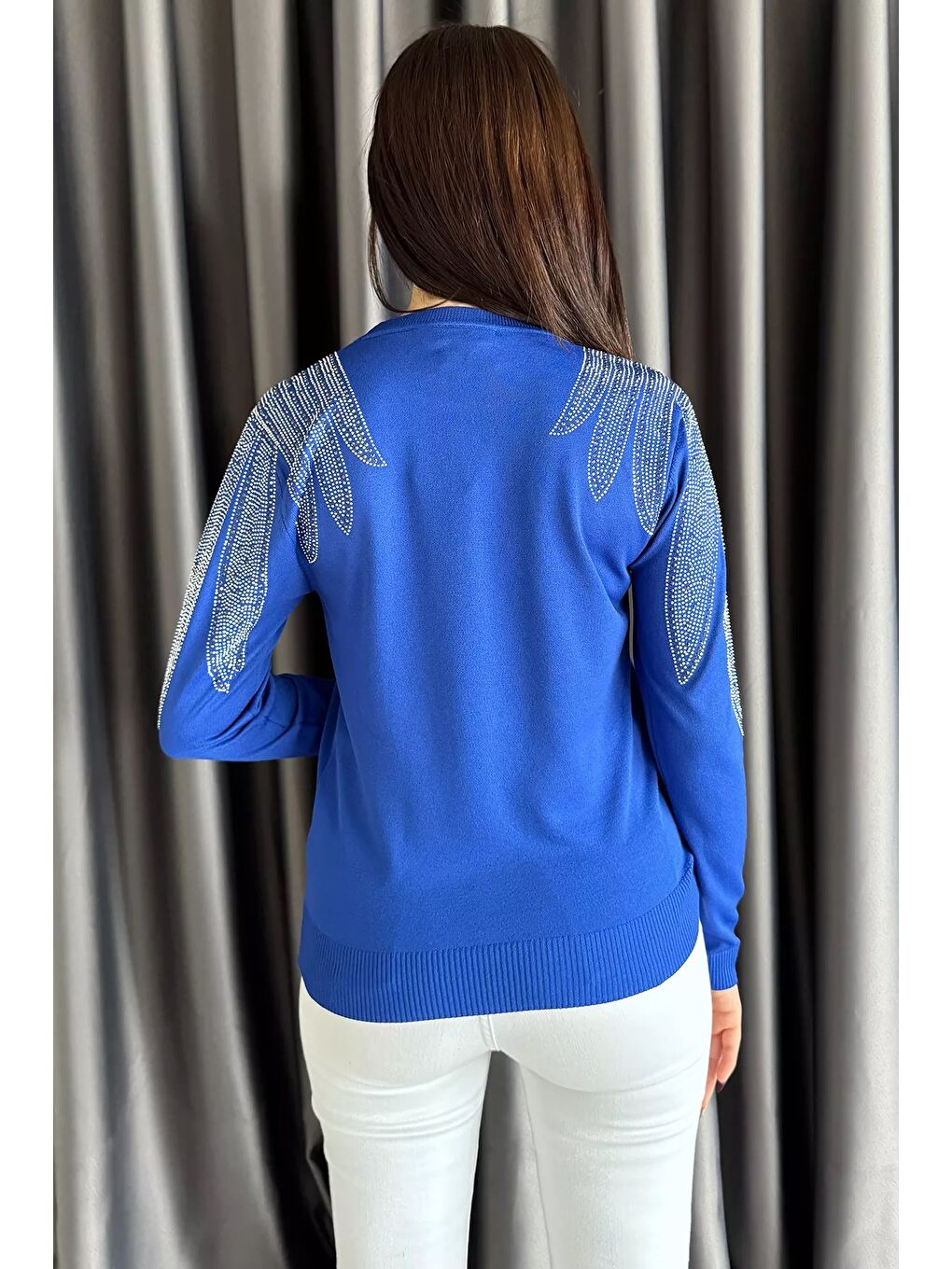 Mavi Taş İşlemeli Bisiklet Yaka Kadın Bluz-3