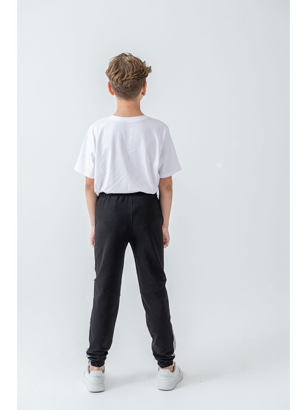 Siyah Sağ Sol Yan Şerit Baskılı Sol Cep Alt Baskılı Erkek Çocuk Eşofman Altı-3
