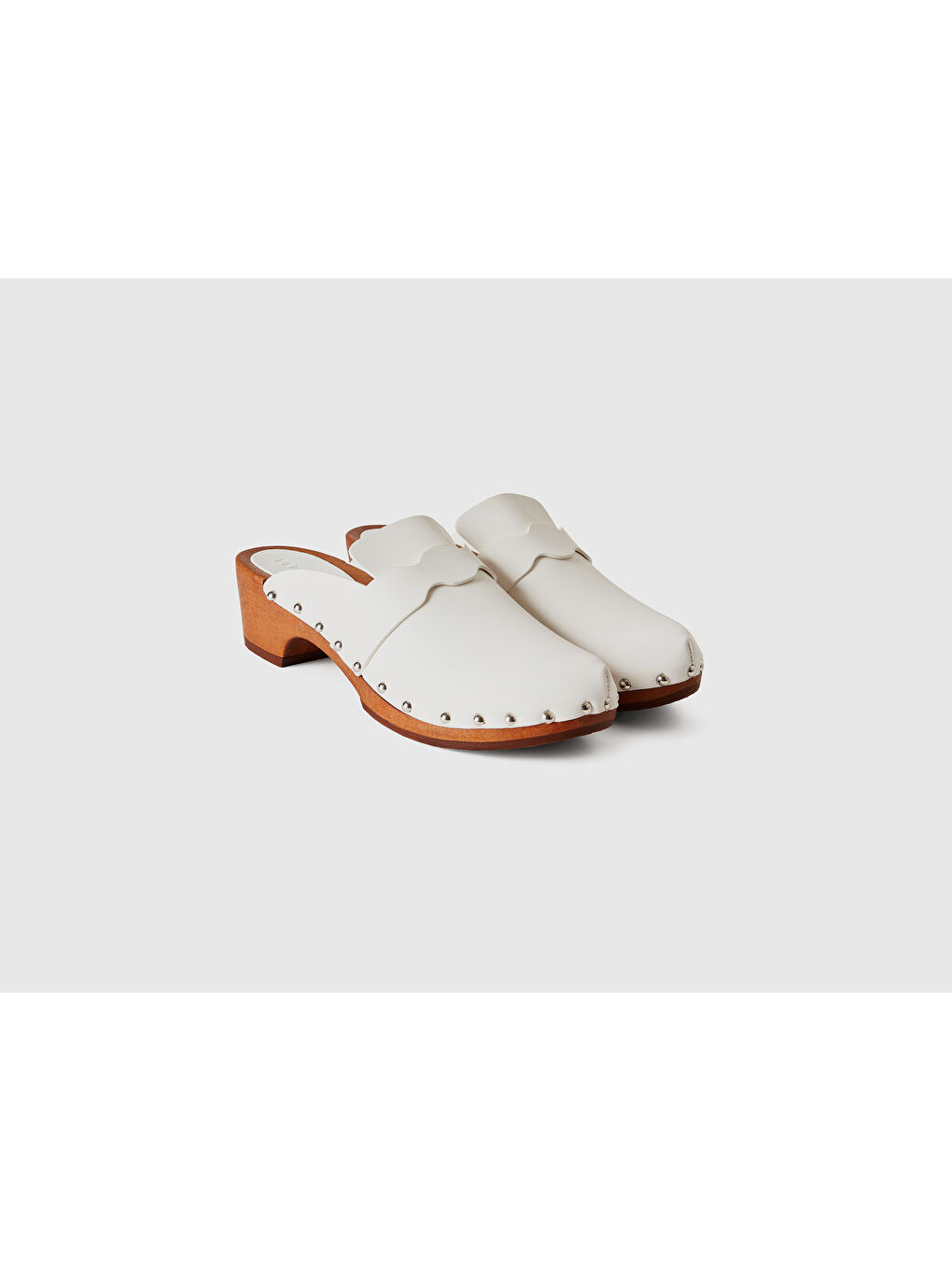 Kadın Beyaz Suni Deri Takunya-1