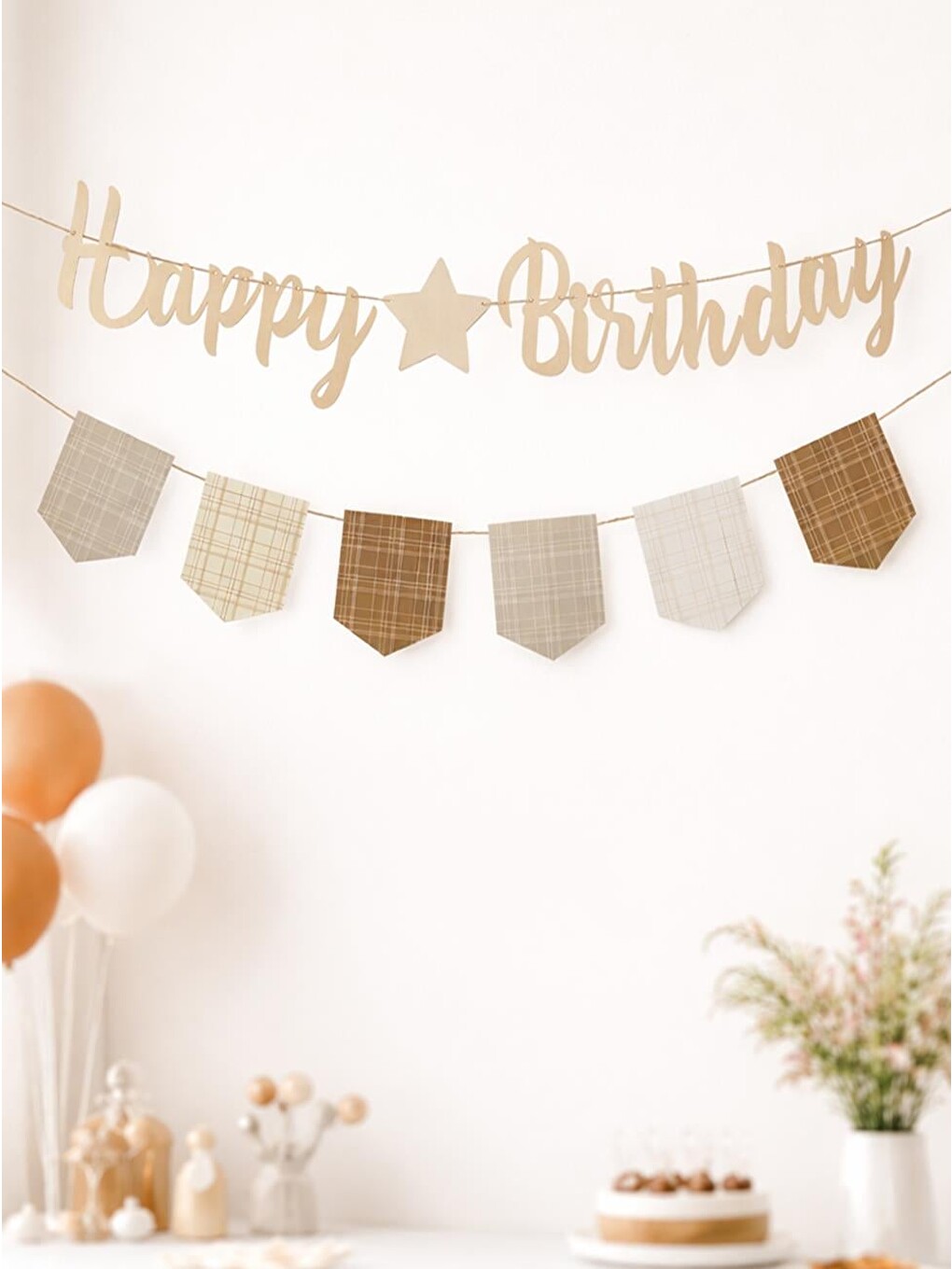 Happy Birthday Kaligrafi Banner – Retro Ekose Bayraklı Doğum Günü Süsü Bej