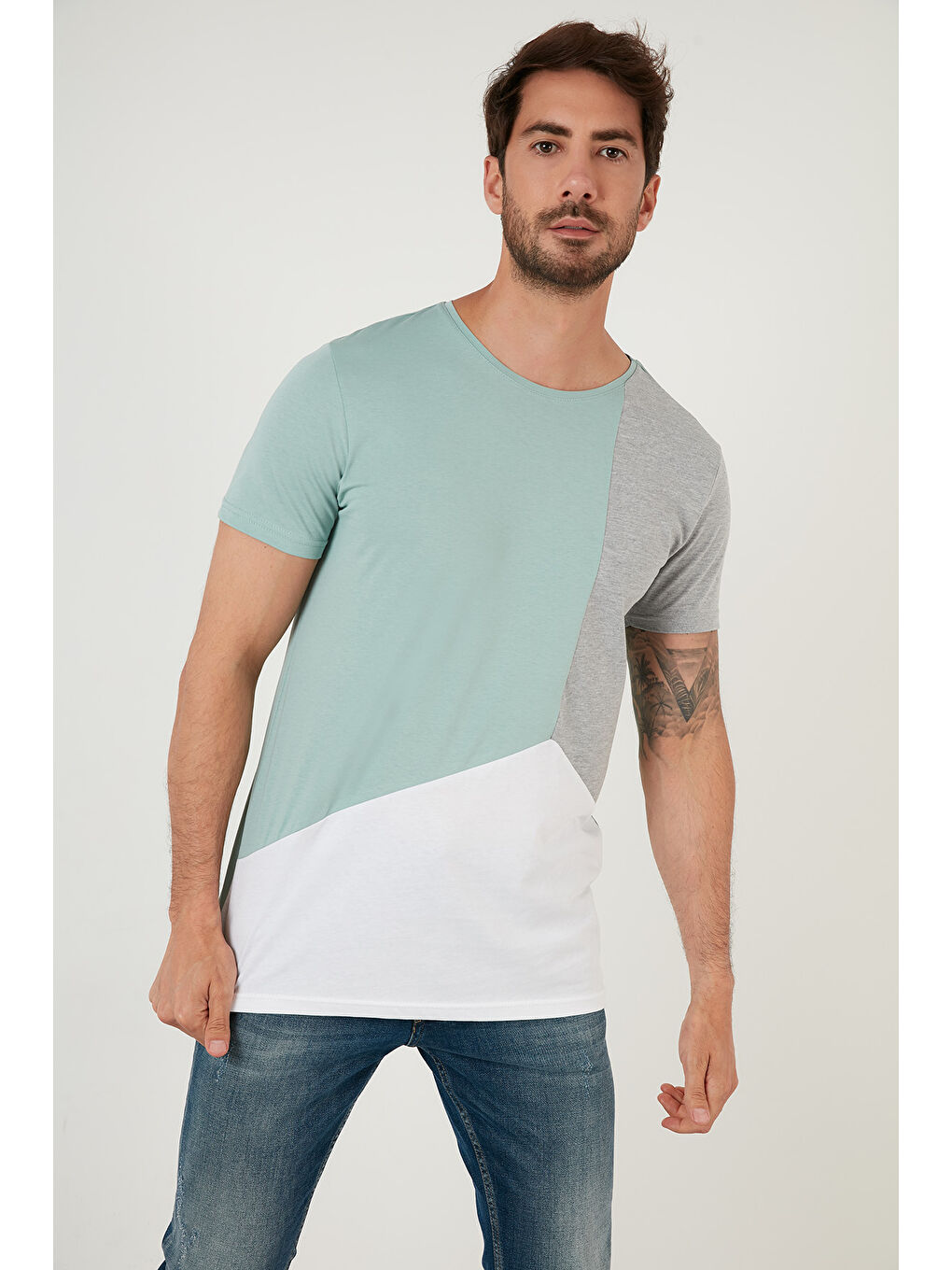 Beyaz Regular Fit Renk Bloklu Bisiklet Yaka %100 Pamuk Tişört 5902393-2