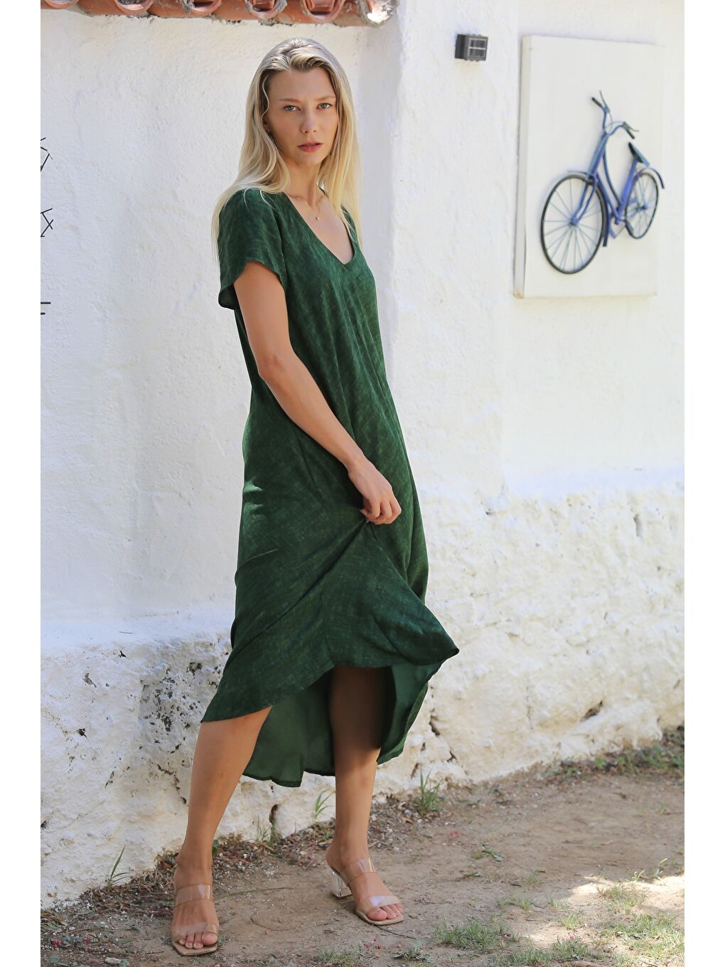 Koyu Yeşil V Yaka Kısa Kol Allover Baskılı Dokuma Casual Elbise-4