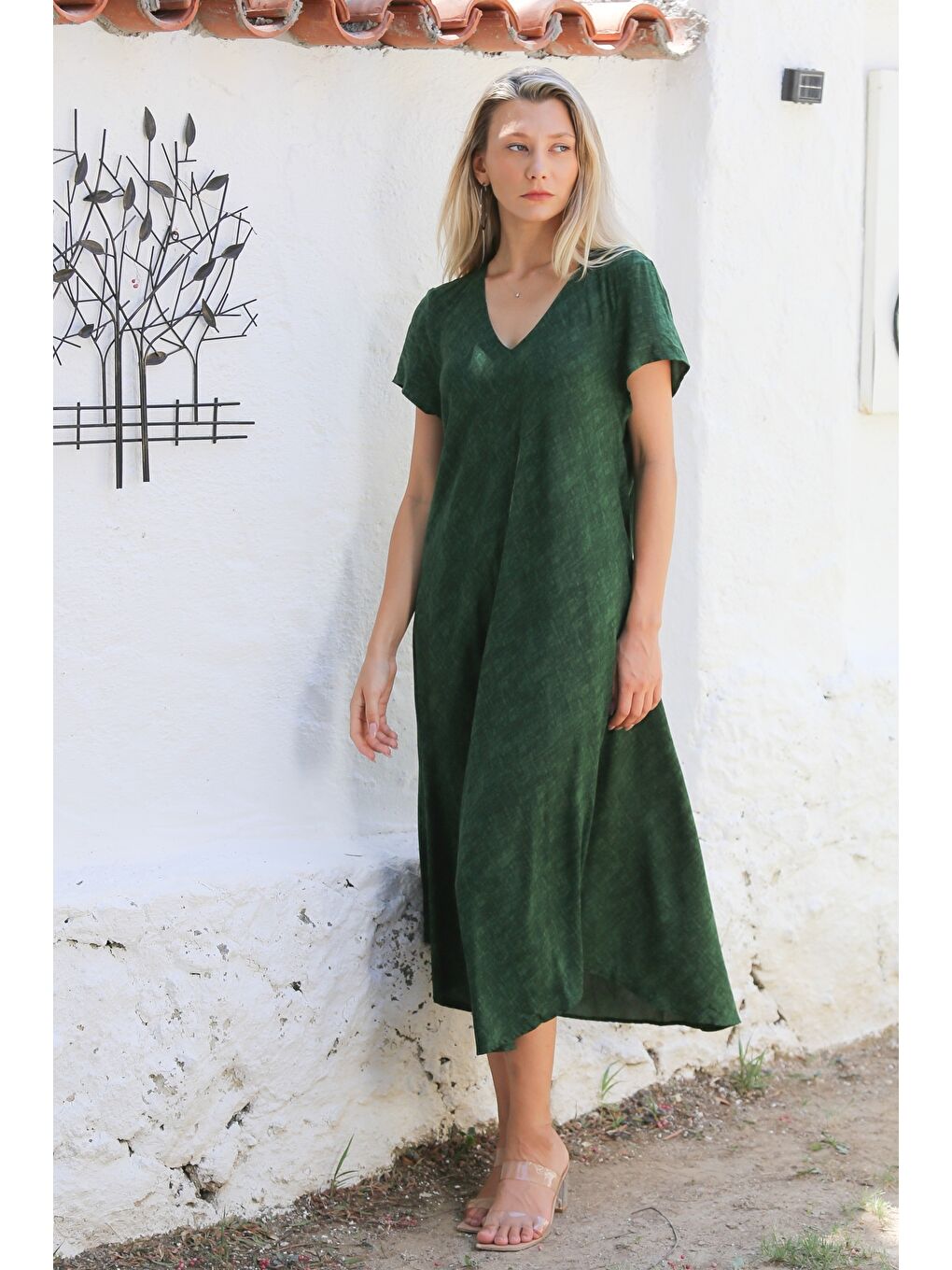 Koyu Yeşil V Yaka Kısa Kol Allover Baskılı Dokuma Casual Elbise-5