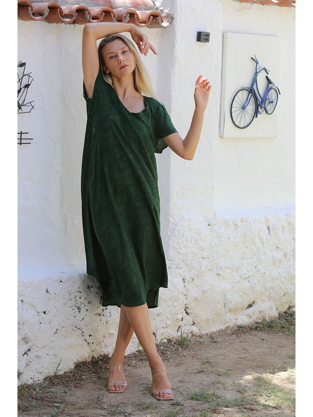 Koyu Yeşil V Yaka Kısa Kol Allover Baskılı Dokuma Casual Elbise-6