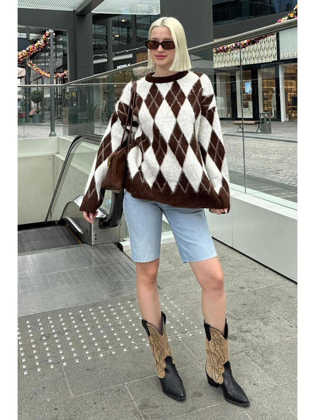 Kahverengi Bisiklet Yaka Şardonlu Baklava Desenli Kazak Mg2493-2